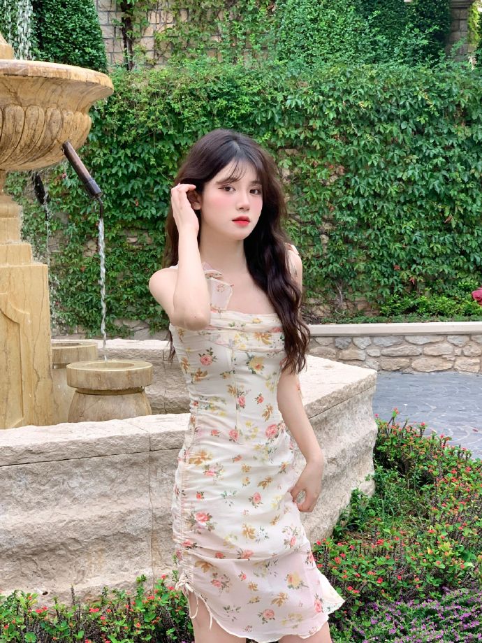 公寓春光 封面